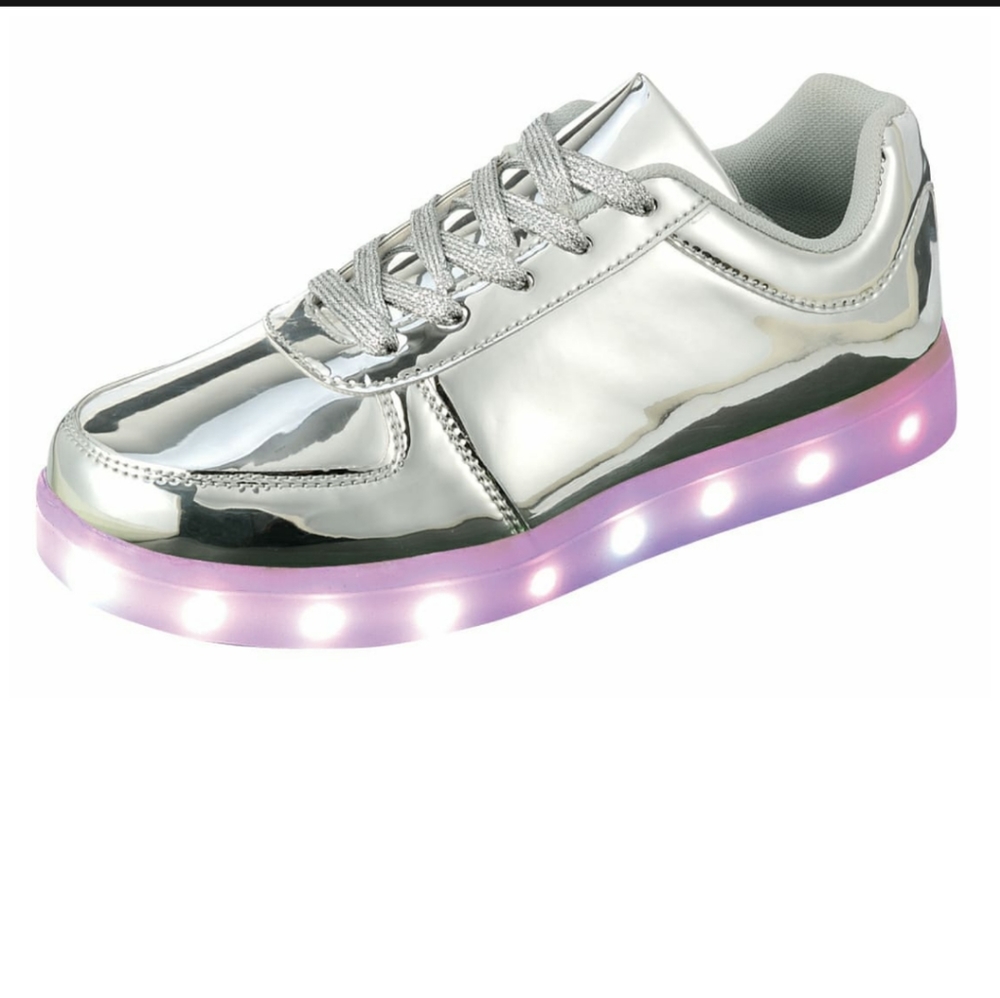 New Low Cut Metallic LED Sneakers